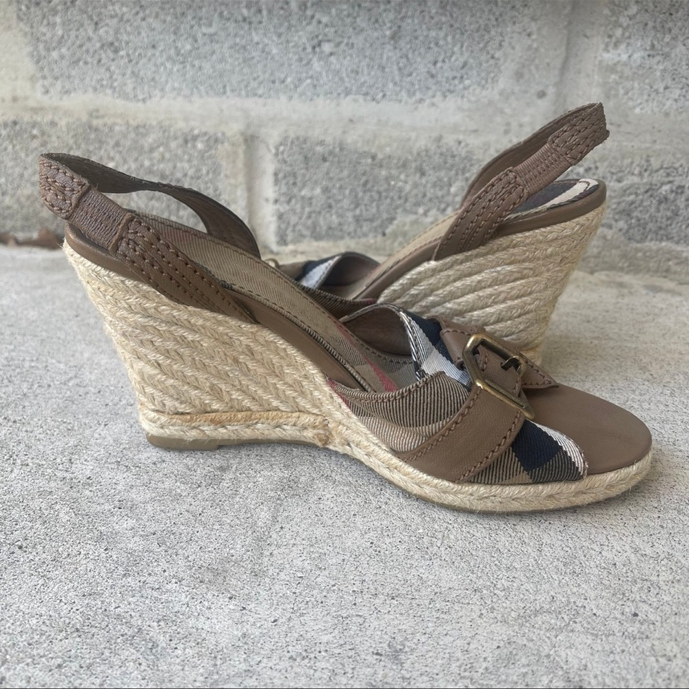 Y2K Burberry Classic Leather Wedge Summer Sandal Women’s 38.5 (8) - Picture 7 of 9